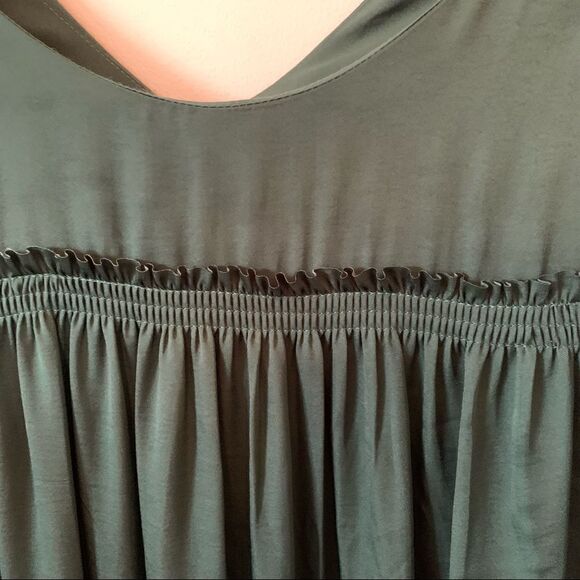 Carolina Belle Montreal Green Empire Waist Flowy Lined Sleeveless Maxi Dress - Picture 7 of 12